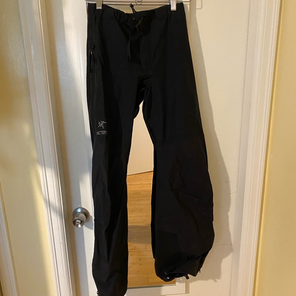 Arc'teryx Black Women's Pants